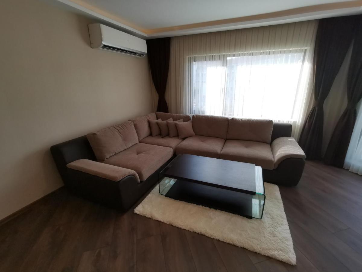City Center Lux Apartment Warna Exterior foto