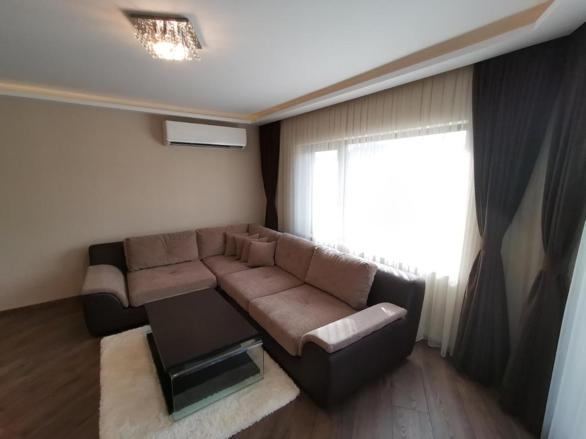 City Center Lux Apartment Warna Exterior foto