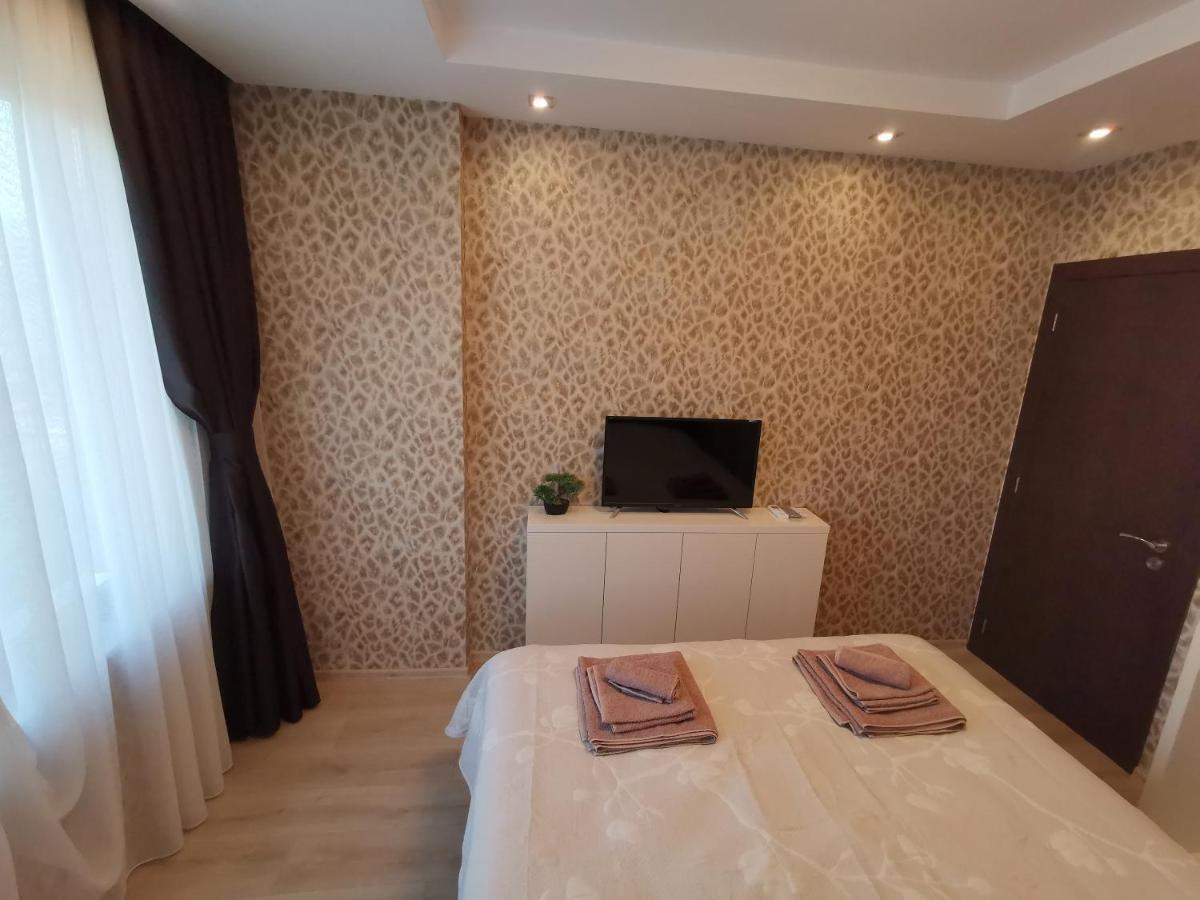 City Center Lux Apartment Warna Exterior foto