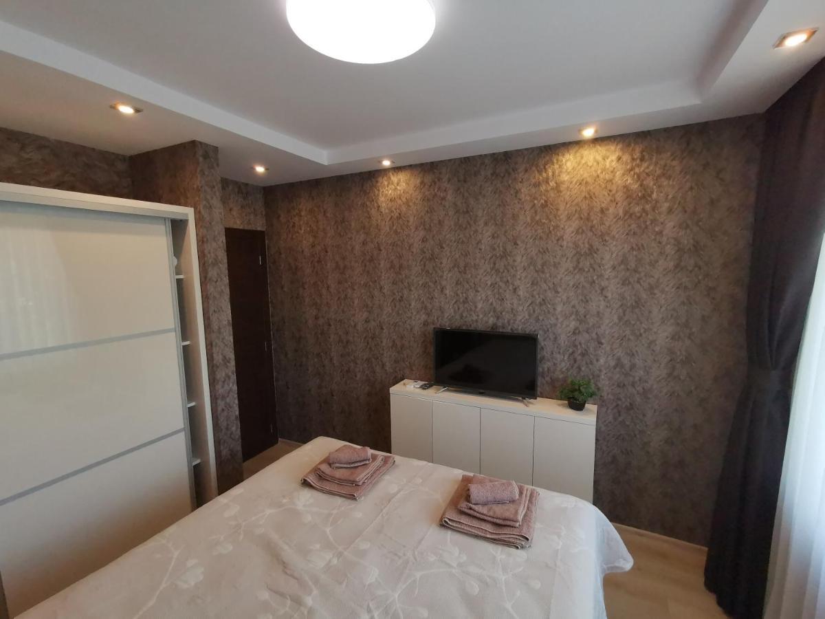 City Center Lux Apartment Warna Exterior foto